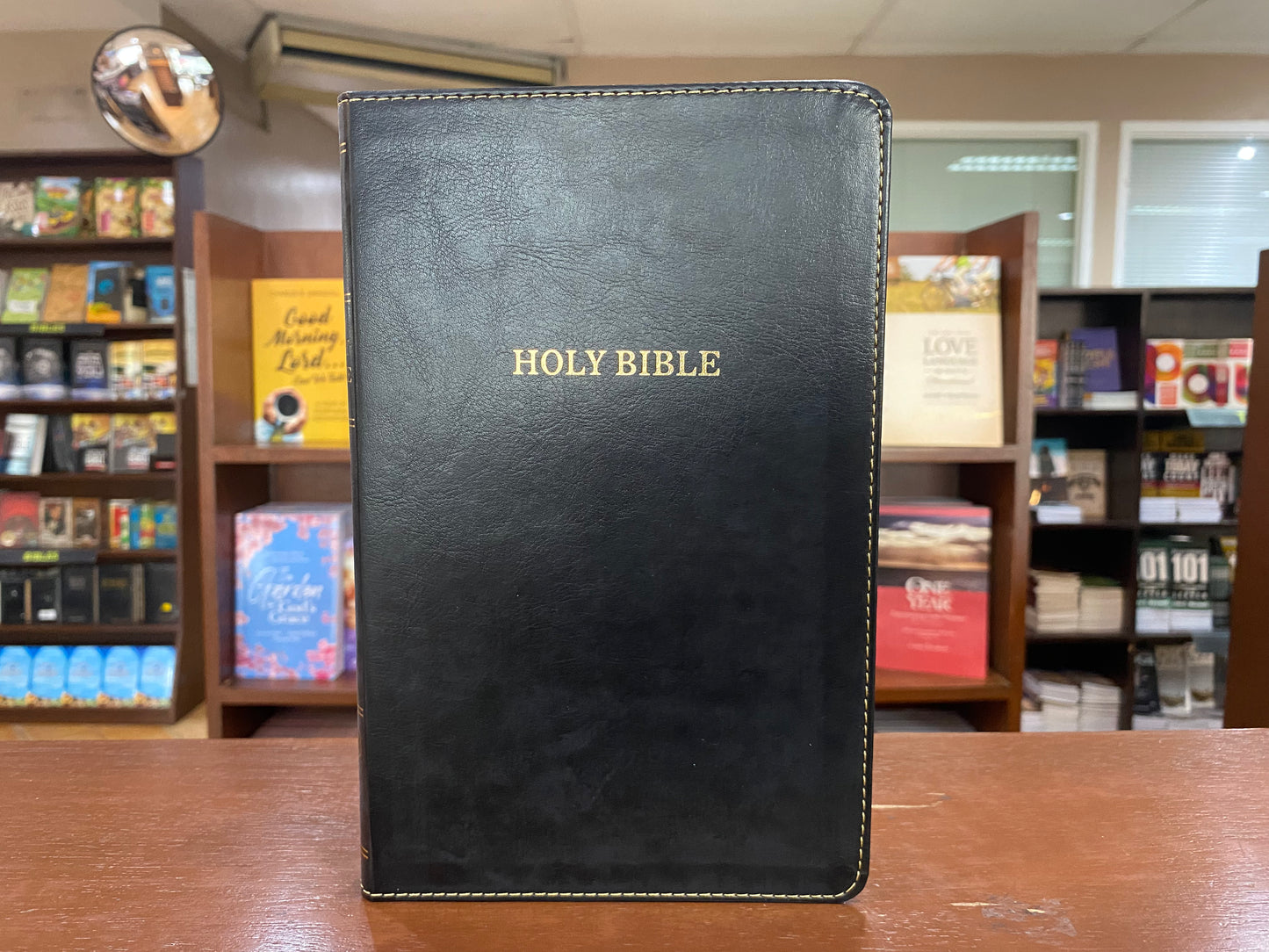 KJV Thinline Bible Standard Print Leathersoft Black Red Letter Edition Comfort Print