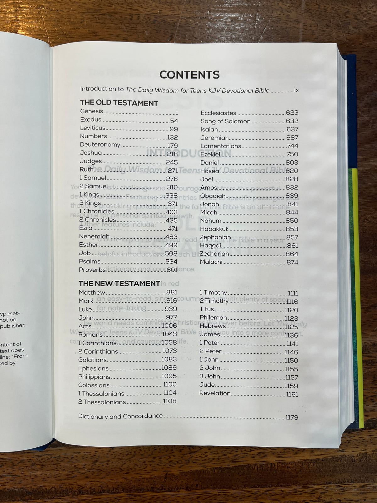 KJV Daily Wisdom for Teen Guys Devotional Bible