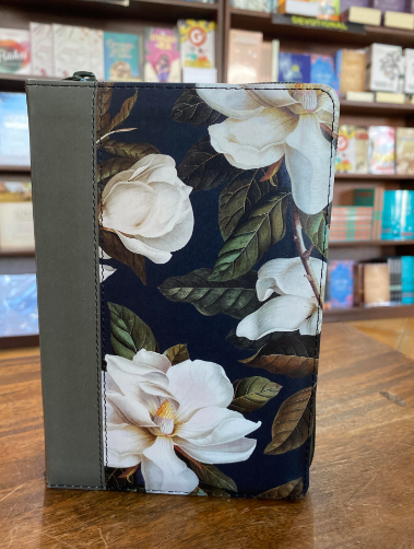 NLT Compact Bible Giant Print (Magnolia, with zipper)