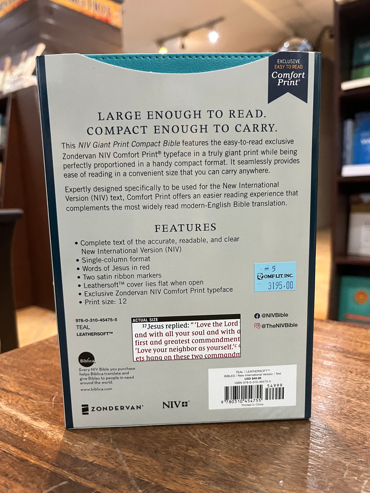 NIV Giant-Print Compact Bible Teal