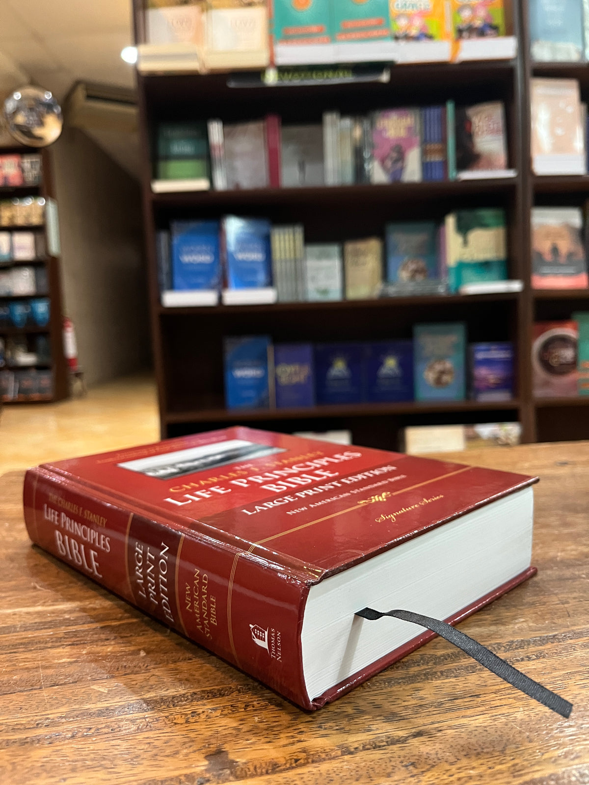 NASB The Charles F. Stanley Life Principles Bible Large Print Edition (Hardcover)