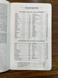 KJV Personal Size Giant Print Reference Bible (Leathersoft, Black)