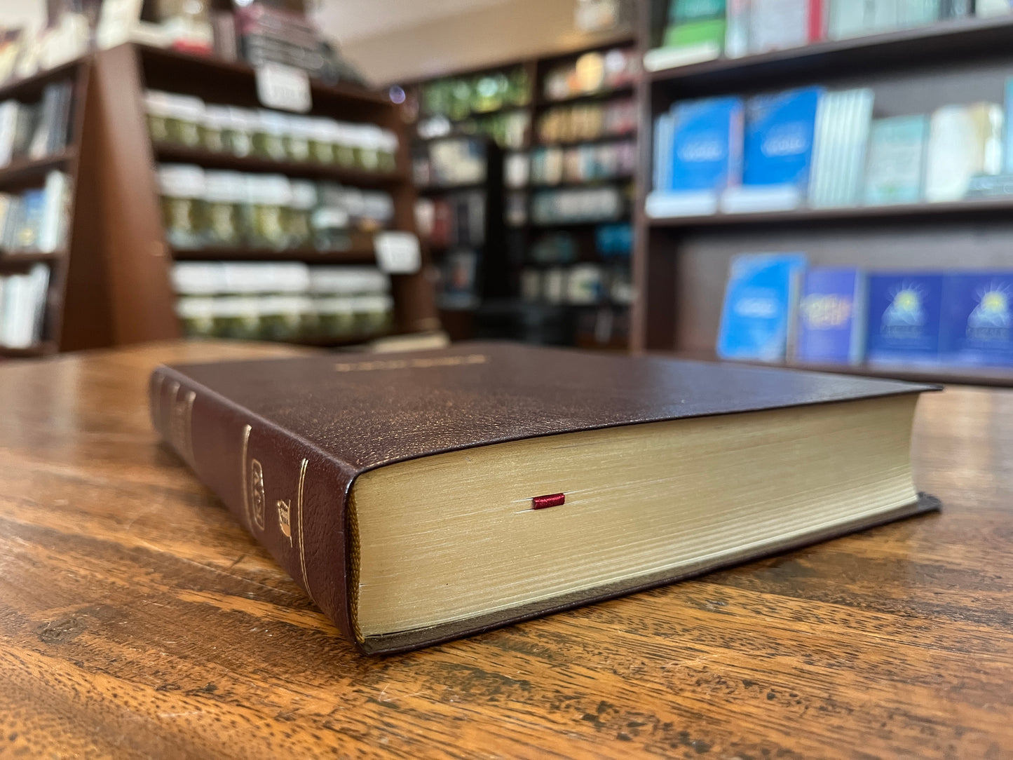 KJV Reference Bible, Giant Print, Burgundy Bonded Leather