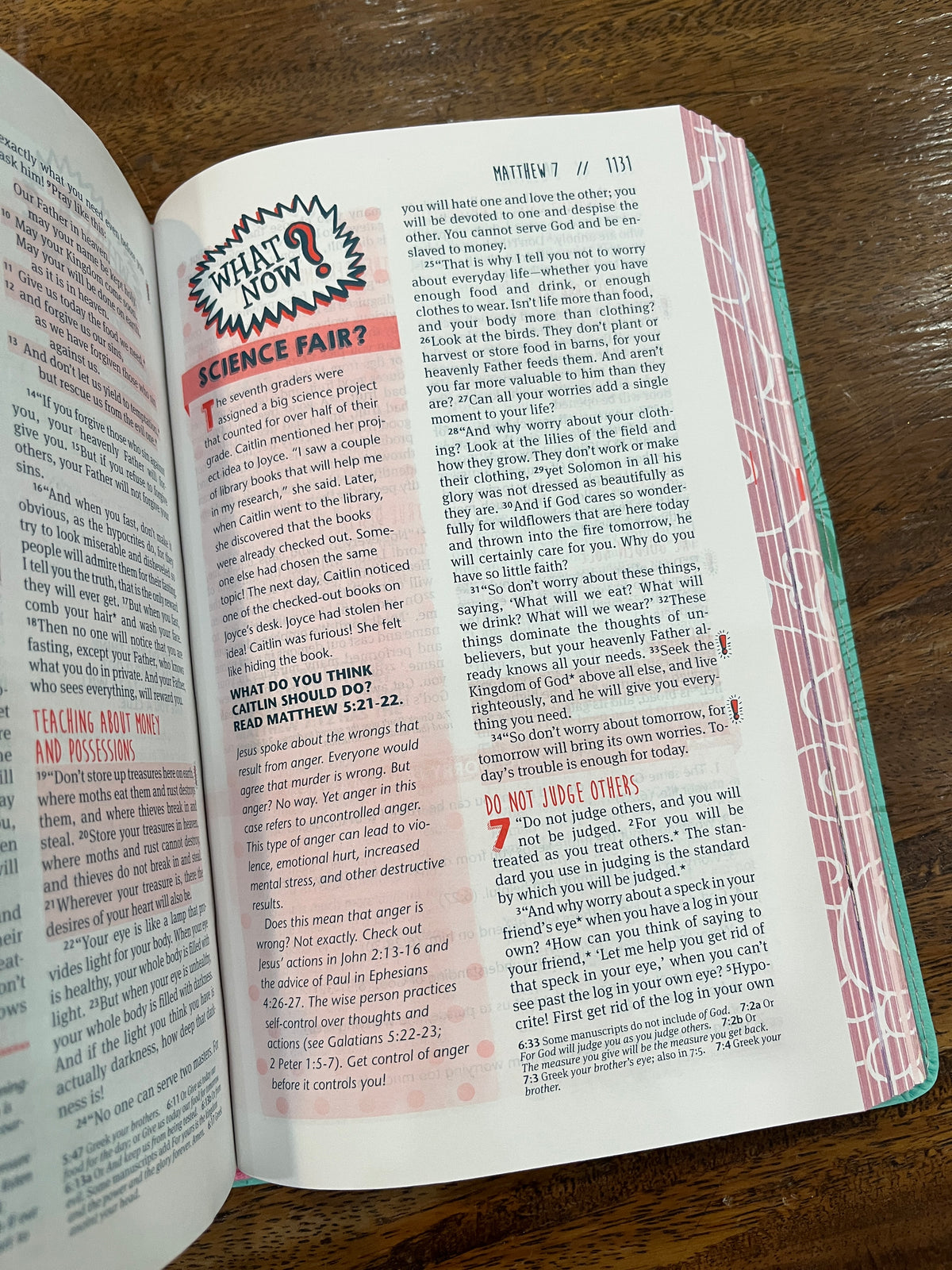 NLT Girls Life Application Study Bible (LeatherLike, Teal/Pink Flowers)