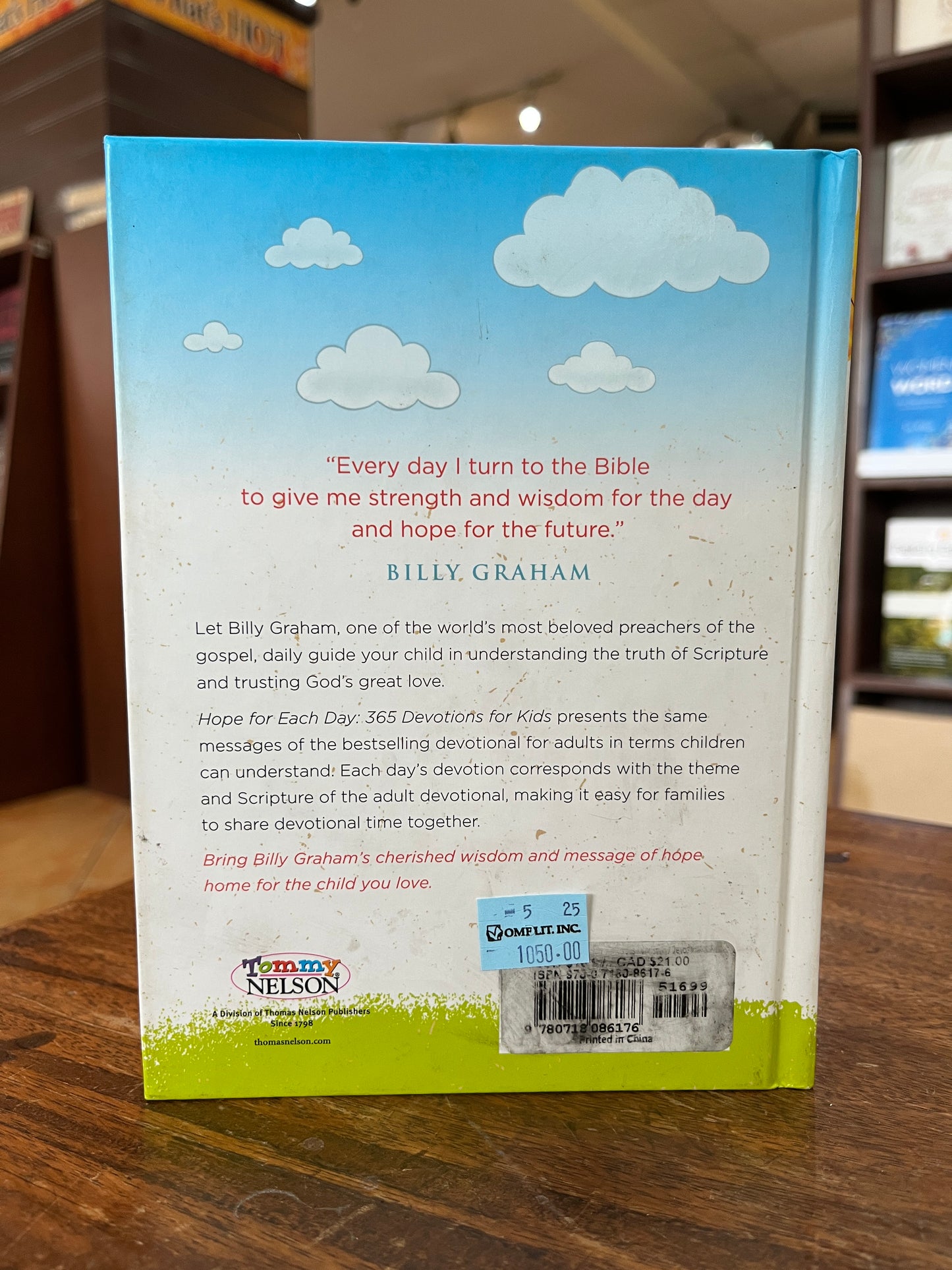 Hope for Each Day: 365 Devotions for Kids