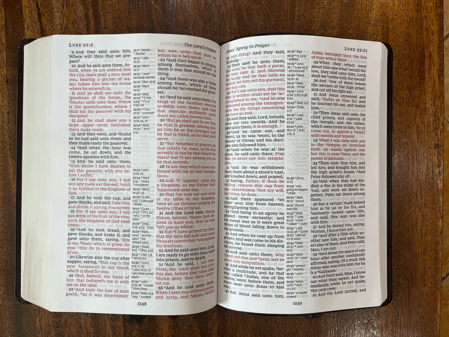KJV Reference Bible, Giant Print, Burgundy Bonded Leather
