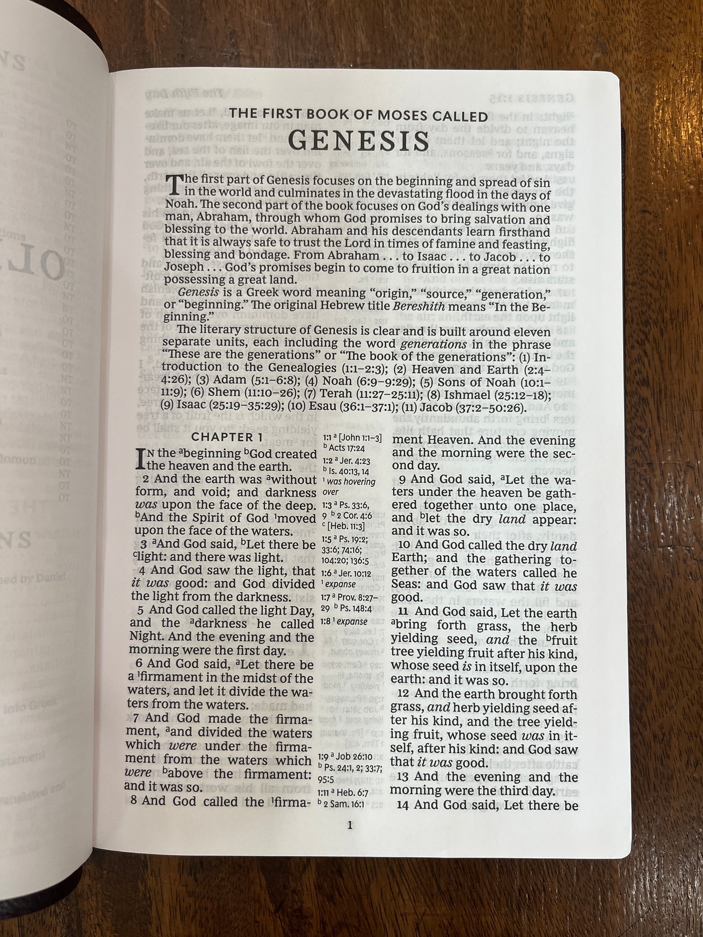 KJV Reference Bible, Giant Print, Burgundy Bonded Leather