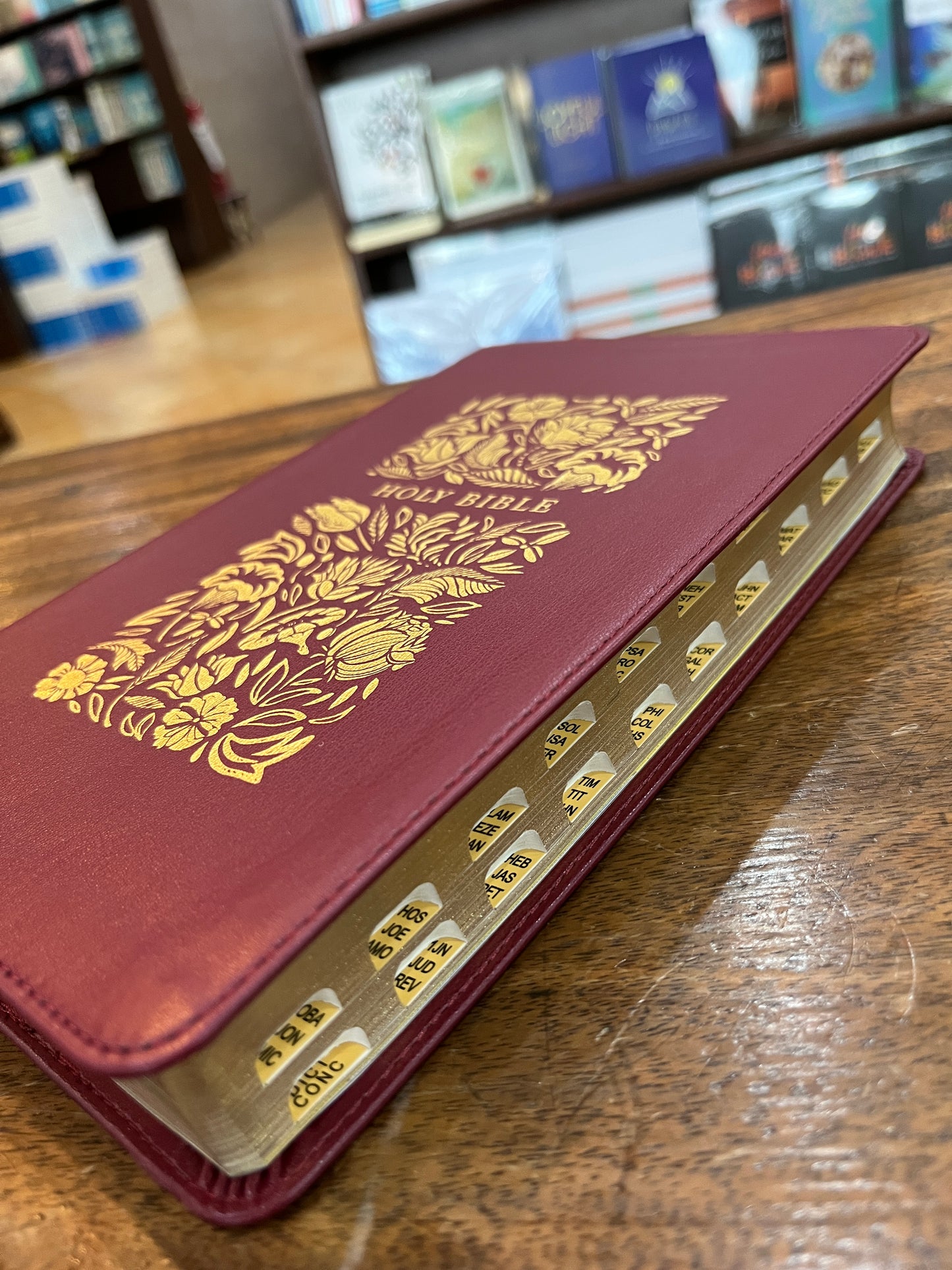 The KJV Study Bible, Indexed [Crimson Bouquet]