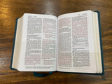 NKJV, End-of-Verse Reference Bible, Compact, Leathersoft, Teal, Red Letter, Comfort Print