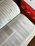 ESV Study Bible, Personal Size (Genuine Leather, Black)