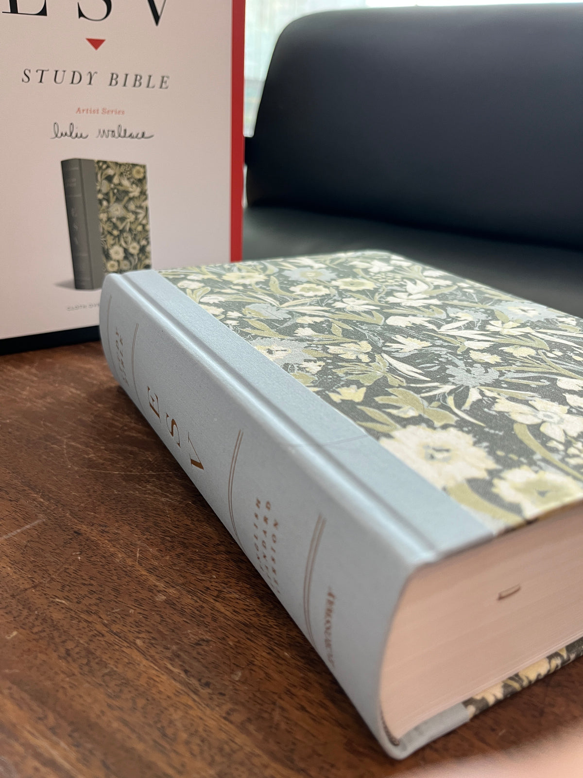 ESV Study Bible, Artist Series (Cloth over Board, Lulie Wallace, Martha)