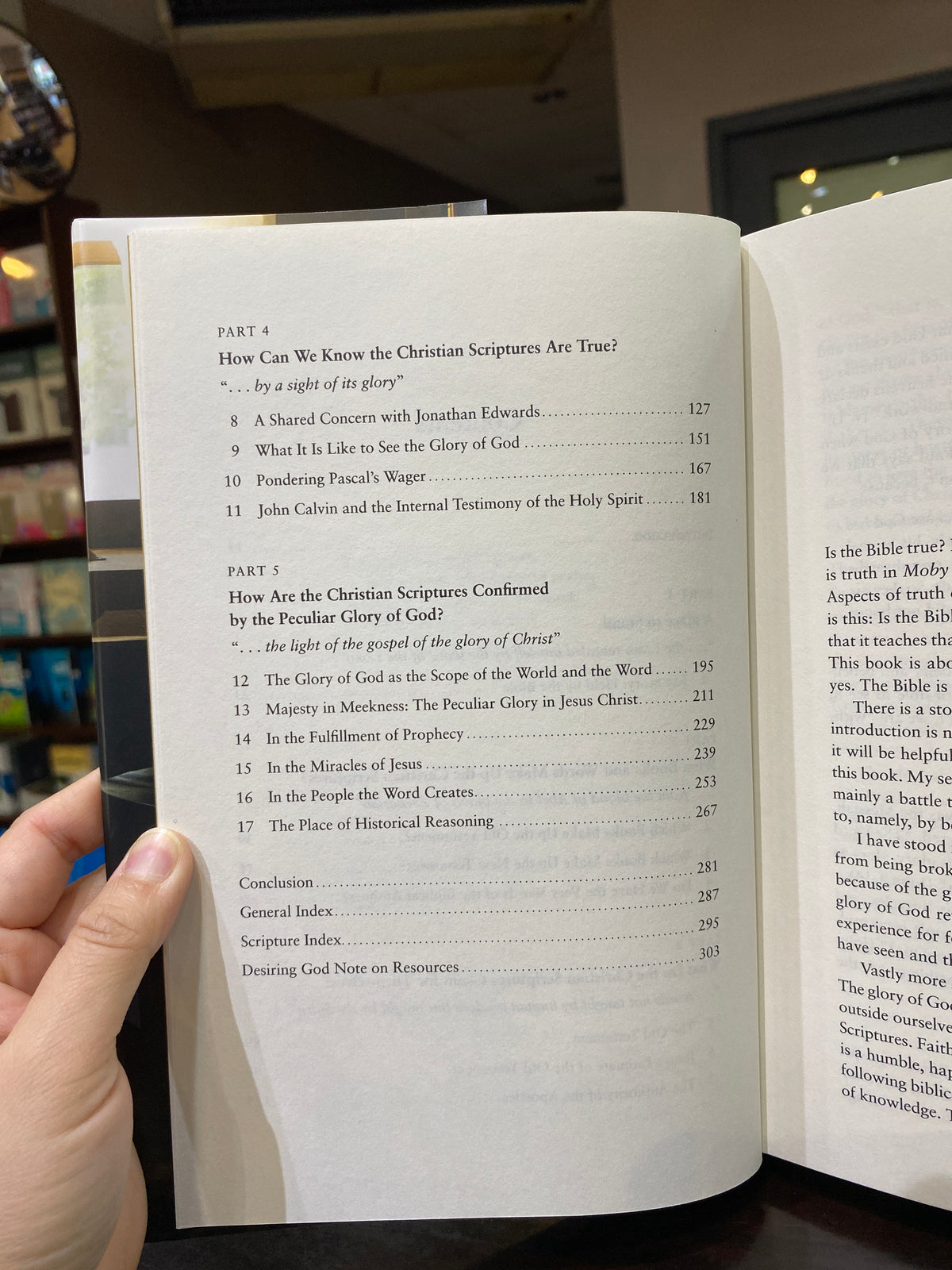 A Peculiar Glory: How the Christian Scriptures Reveal Their Complete Truthfulness