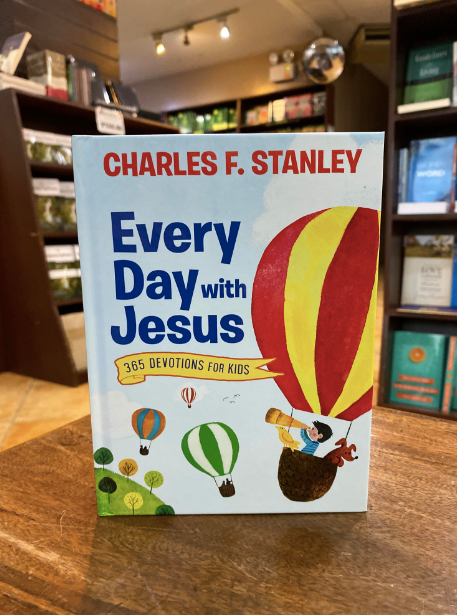 Every Day with Jesus: 365 Devotions for Kids