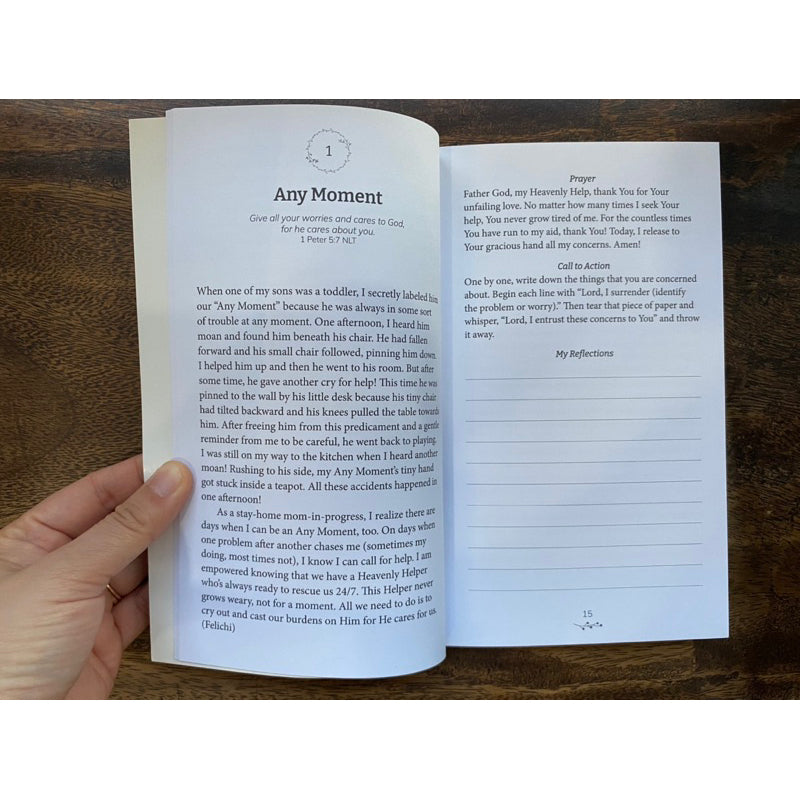 Devotions for Teacher-Moms: Moments of Rest and Refreshing