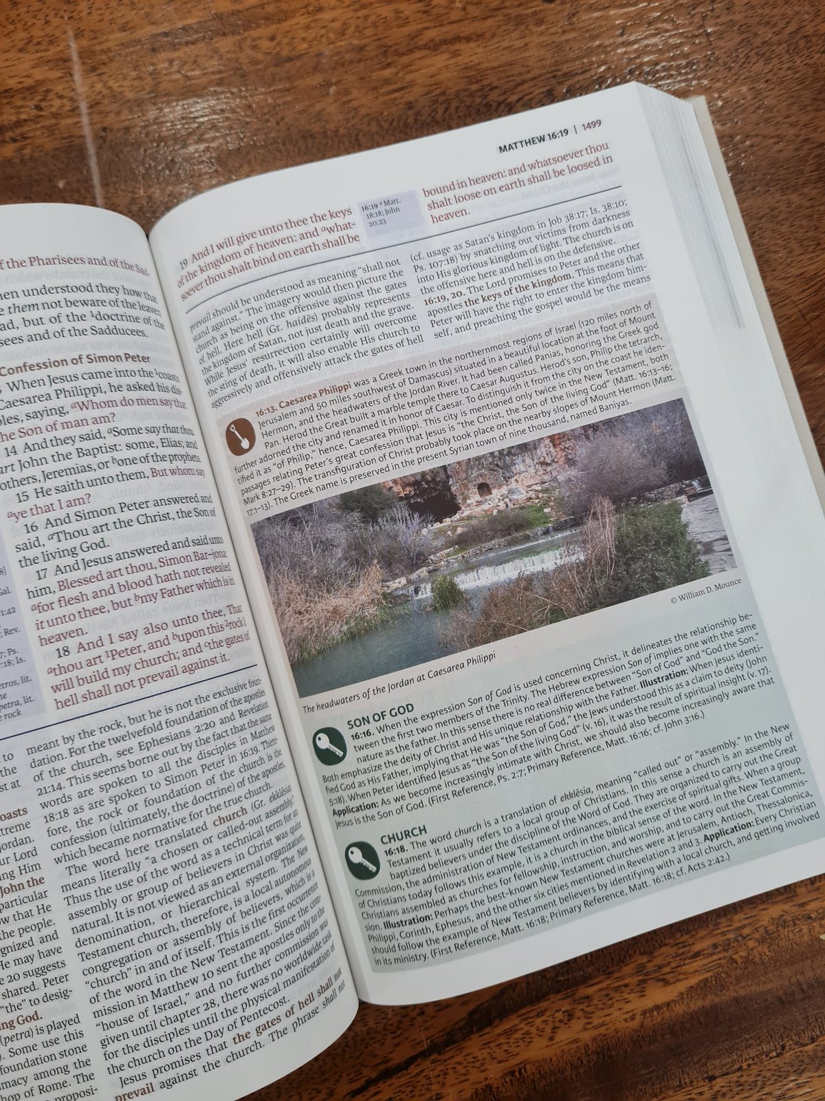 The King James Study Bible - Full-Color Edition (Cloth-Over Board)