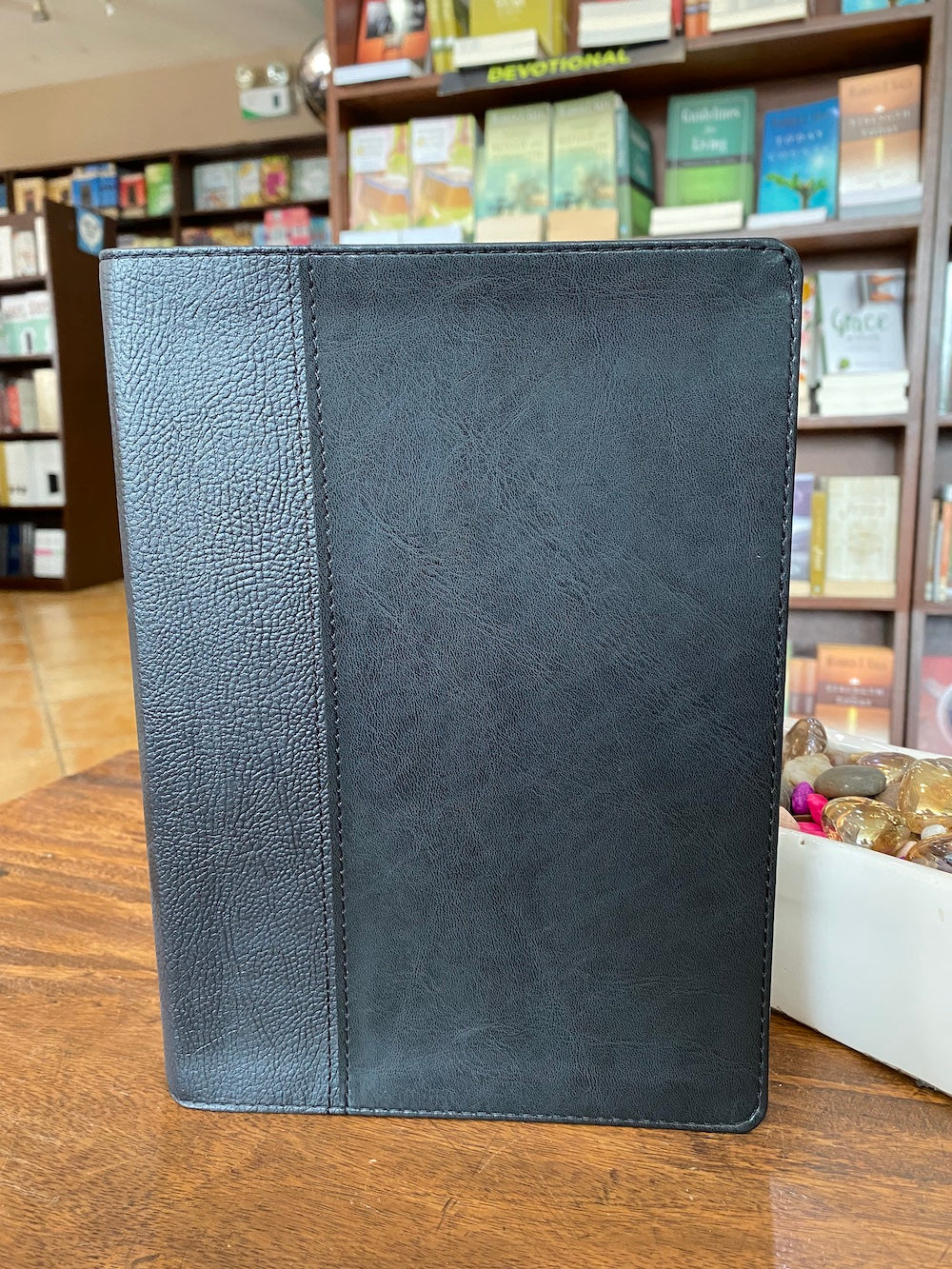 NLT Life Application Study Bible, Third Edition Black/Onyx