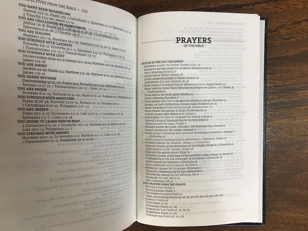NASB Comfort Print Pew and Worship Bible--hardcover, blue
