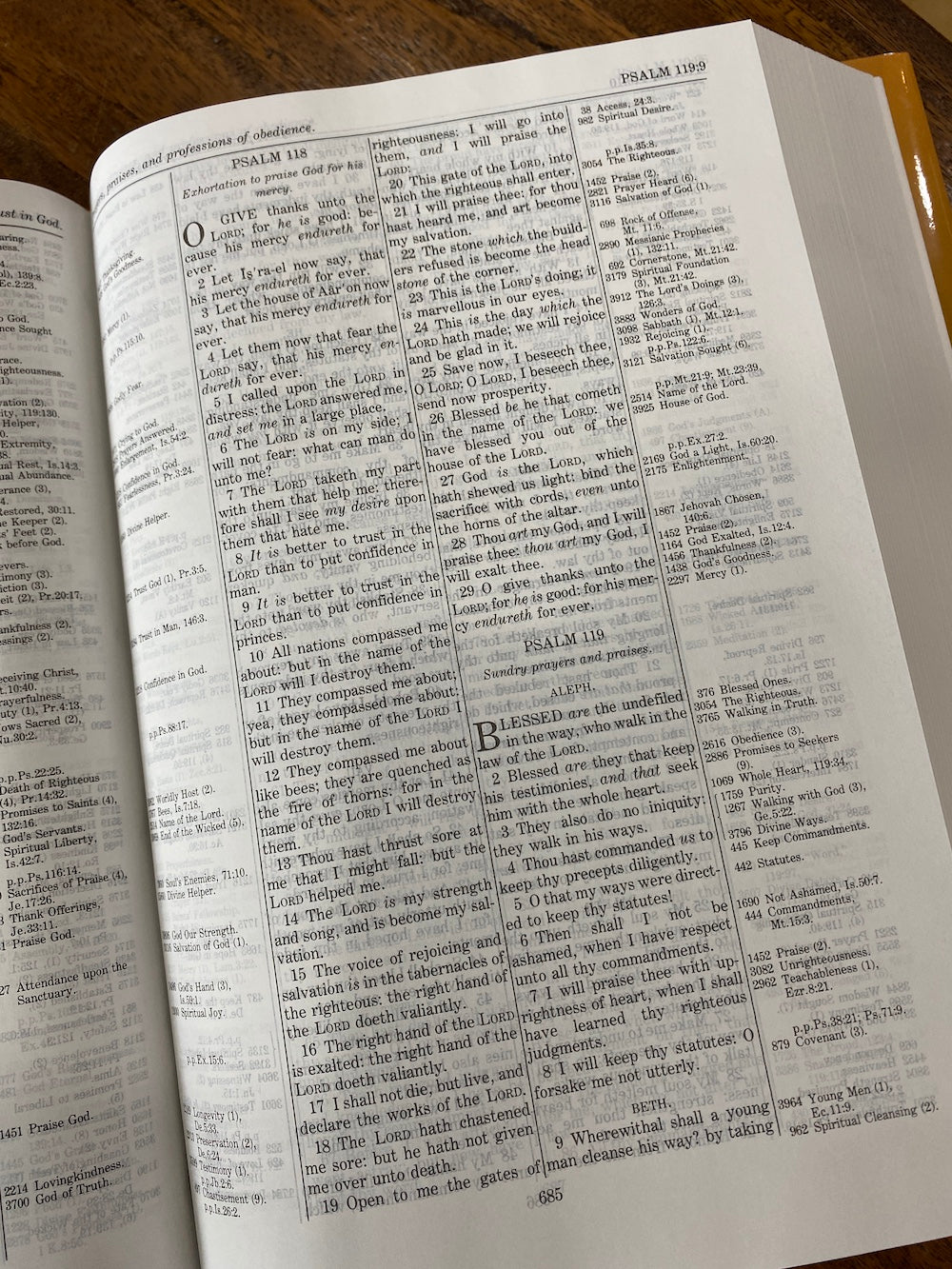 KJV Thompson Chain-Reference Bible, Hardcover