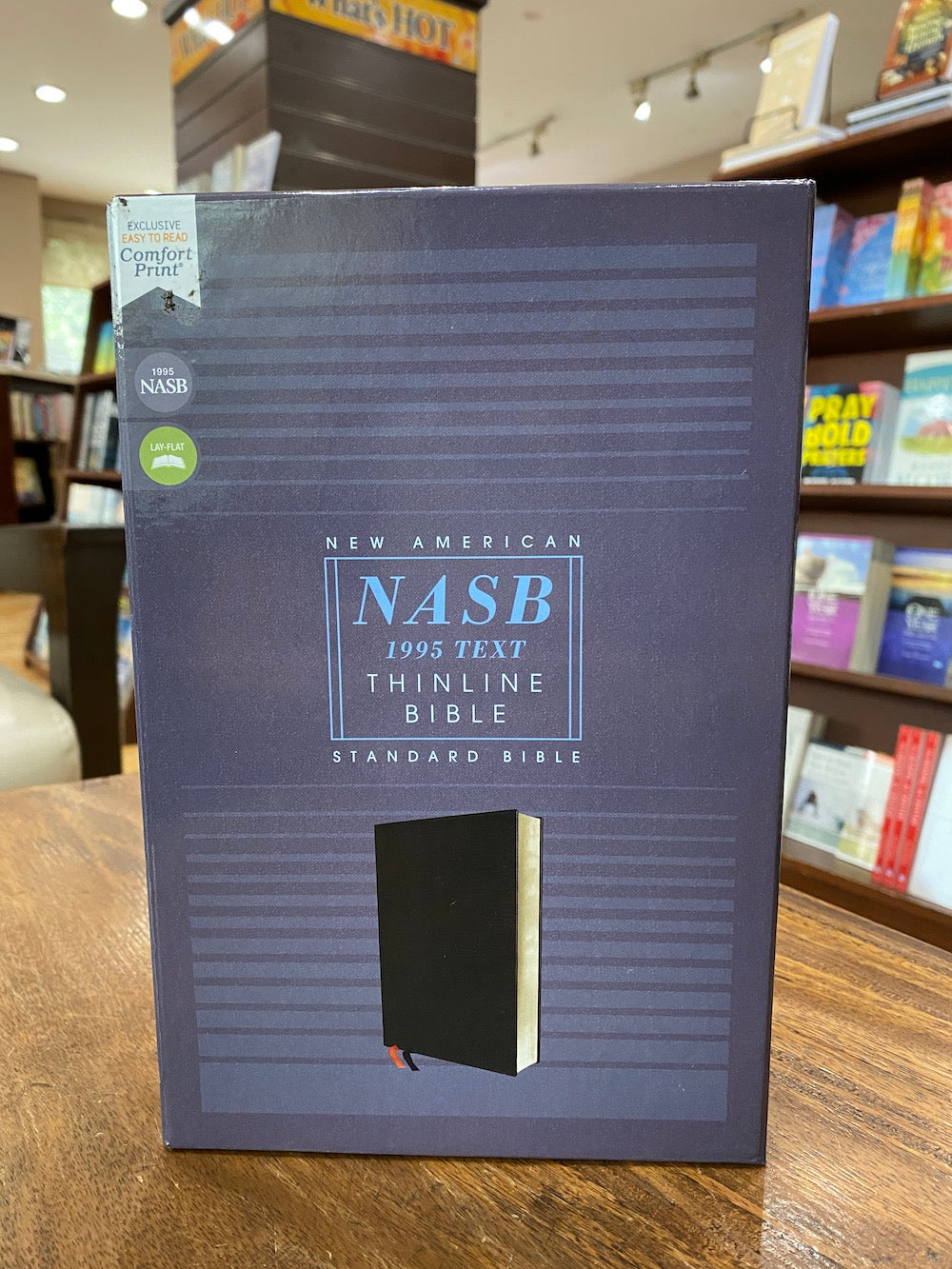 NASB Comfort Print Thinline Bible bonded leather black