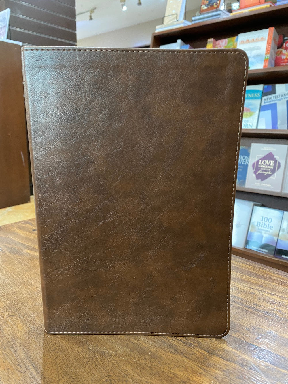 NLT Large-Print Thinline Reference Bible, Filament Enabled Edition--soft leather-look, rustic brown