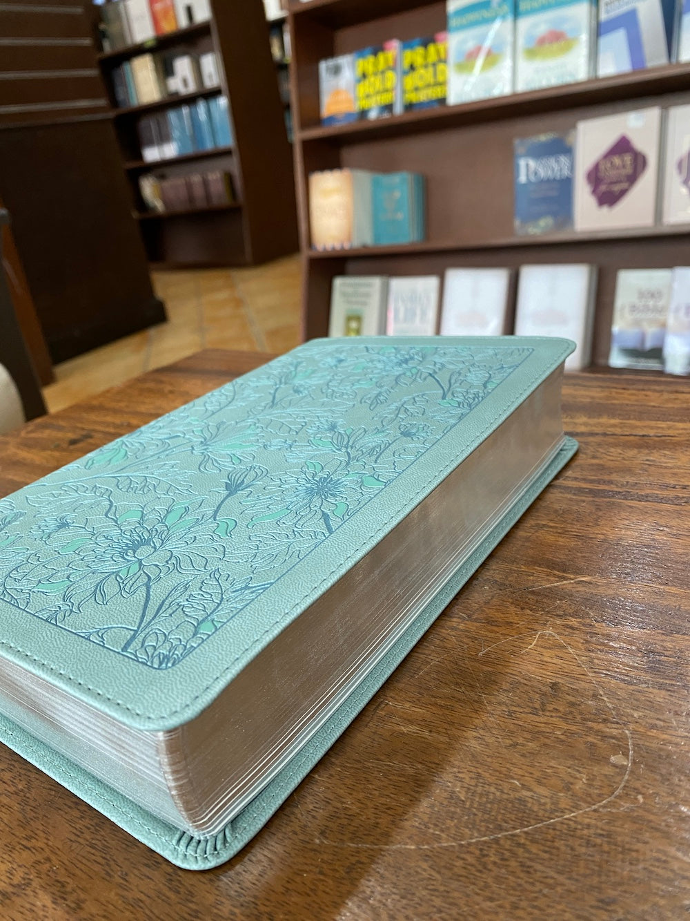 KJV Personal-Size Giant-Print Bible, Filament Enabled Edition--soft leather-look, teal