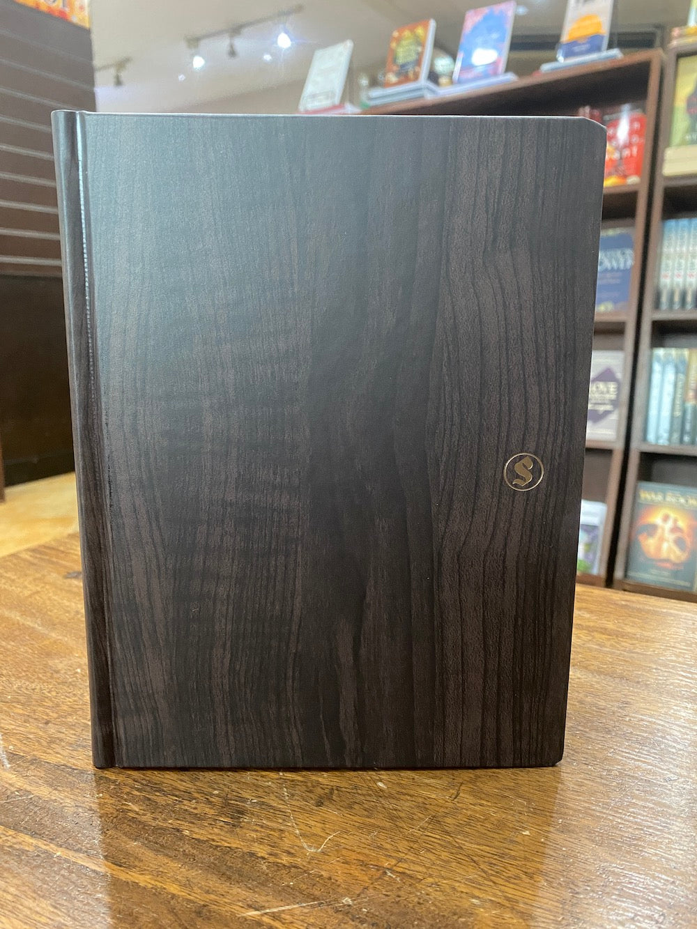 The Message Scribe Bible (Hardcover, Dark Walnut): Featuring The Message by Eugene H. Peterson