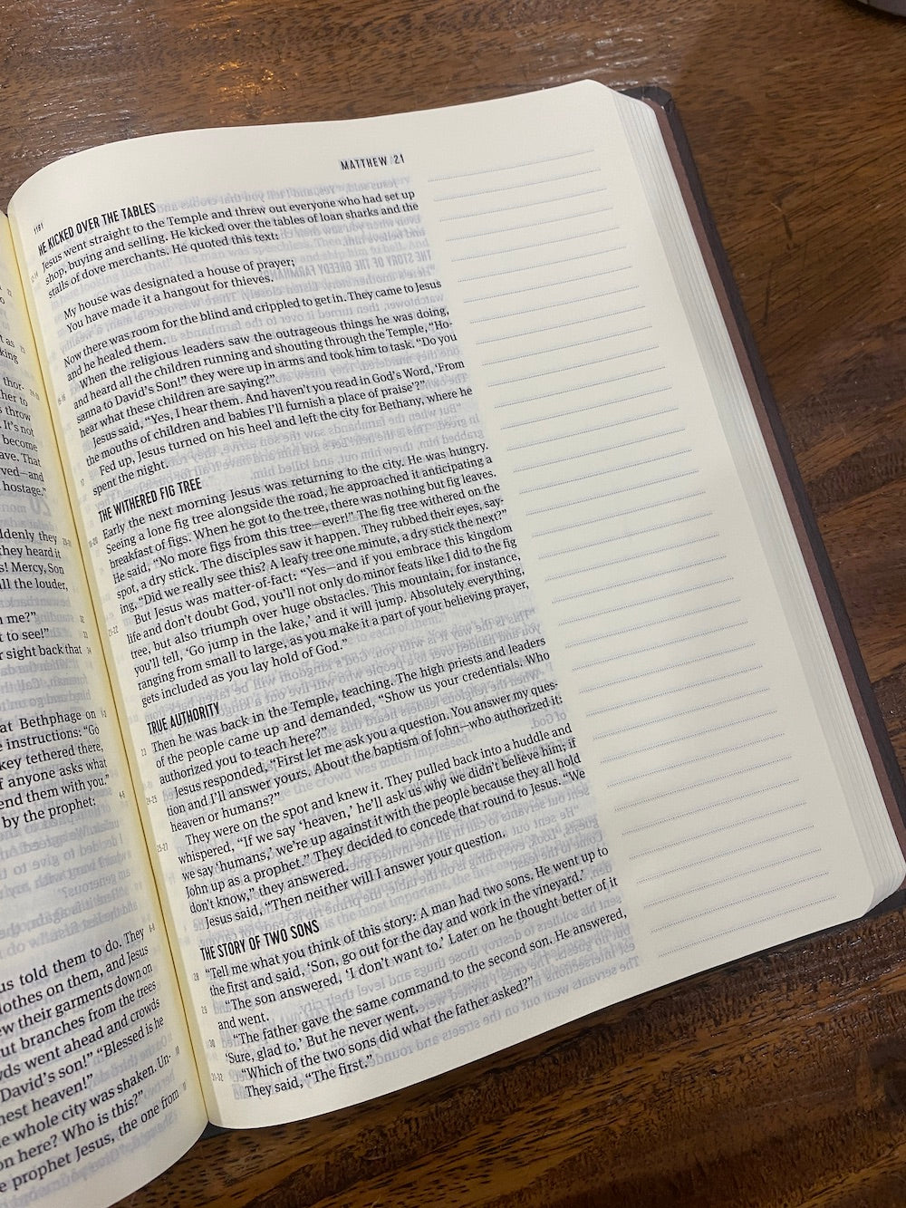 The Message Scribe Bible (Hardcover, Dark Walnut): Featuring The Message by Eugene H. Peterson