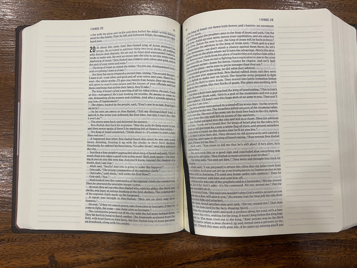 The Message Scribe Bible (Hardcover, Dark Walnut): Featuring The Message by Eugene H. Peterson